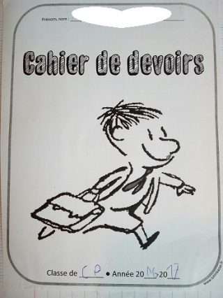 フランスの小学校は宿題少ない?それとも多い?連絡帳から覗いて見たら